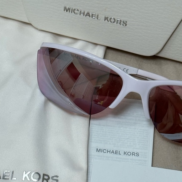 Playa Michael Kors sunglasses - Picture 8 of 8